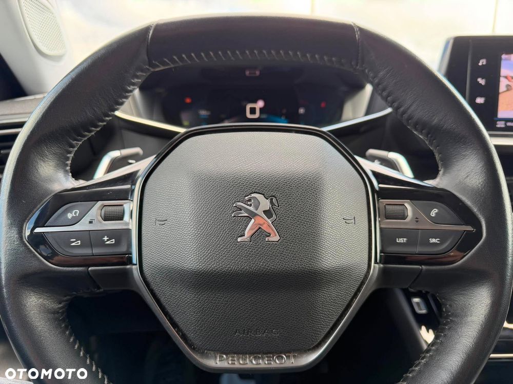 Peugeot 2008 1.5 BlueHDi Allure S&S EAT8 - 17