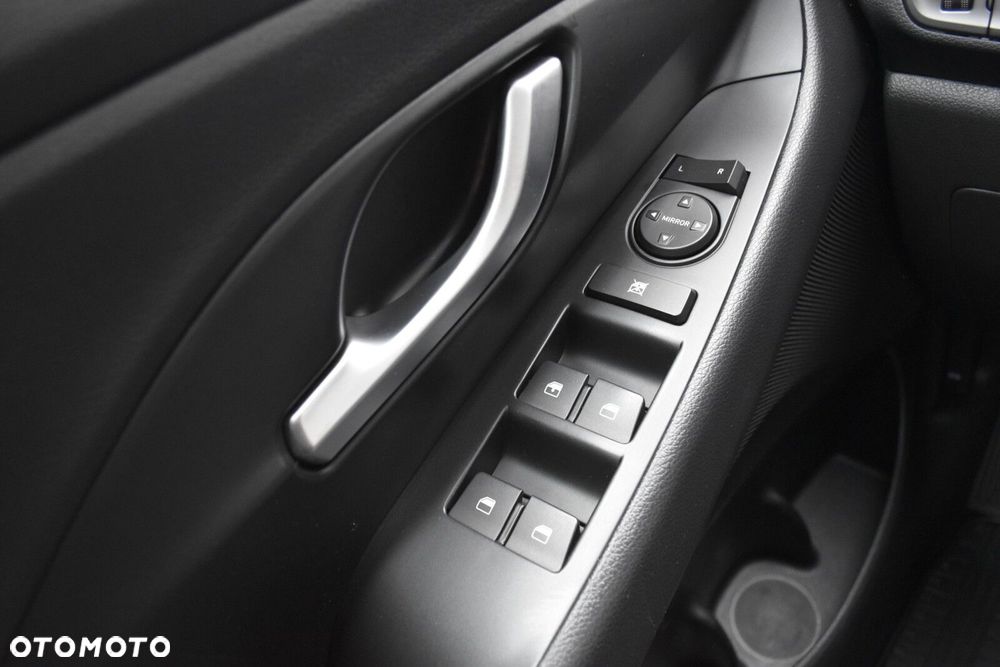 Hyundai i30 1.0 T-GDI Classic + - 21