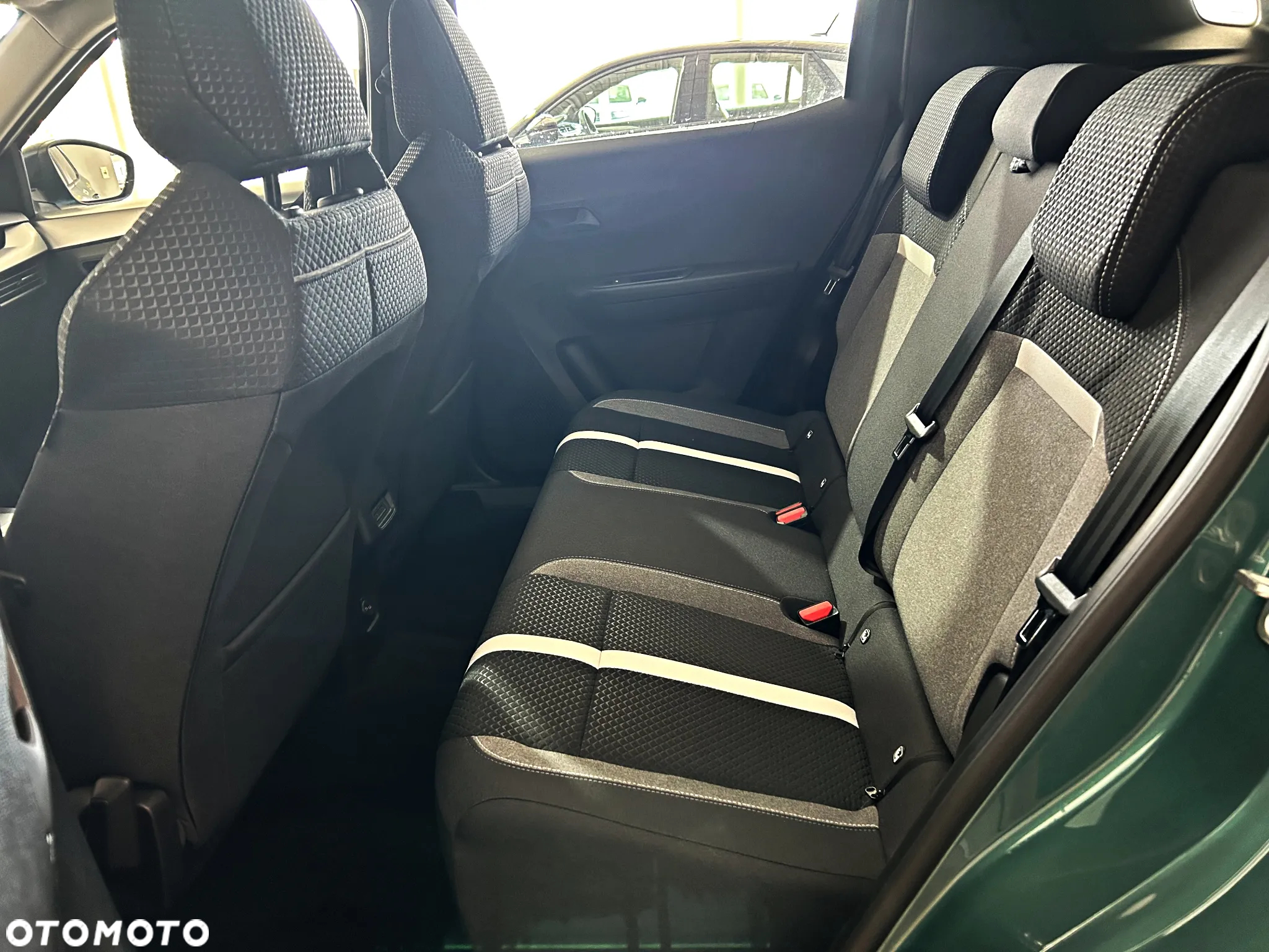 Opel Frontera - 22
