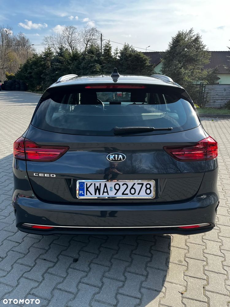 Kia Ceed - 5