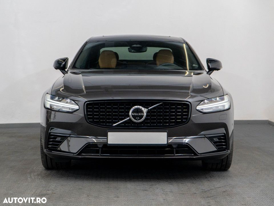 Volvo S90 Recharge T8 AWD Ultimate Dark - 4