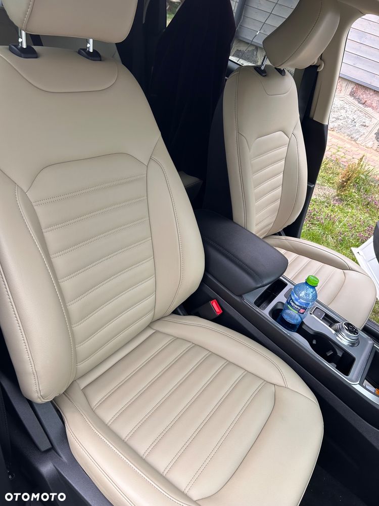 Ford Edge - 6