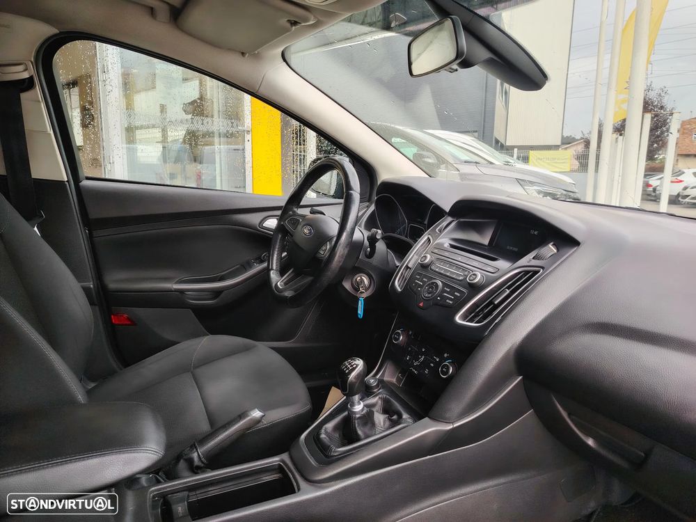 Ford Focus SW 1.0 EcoBoost S&S Business Edition - 12