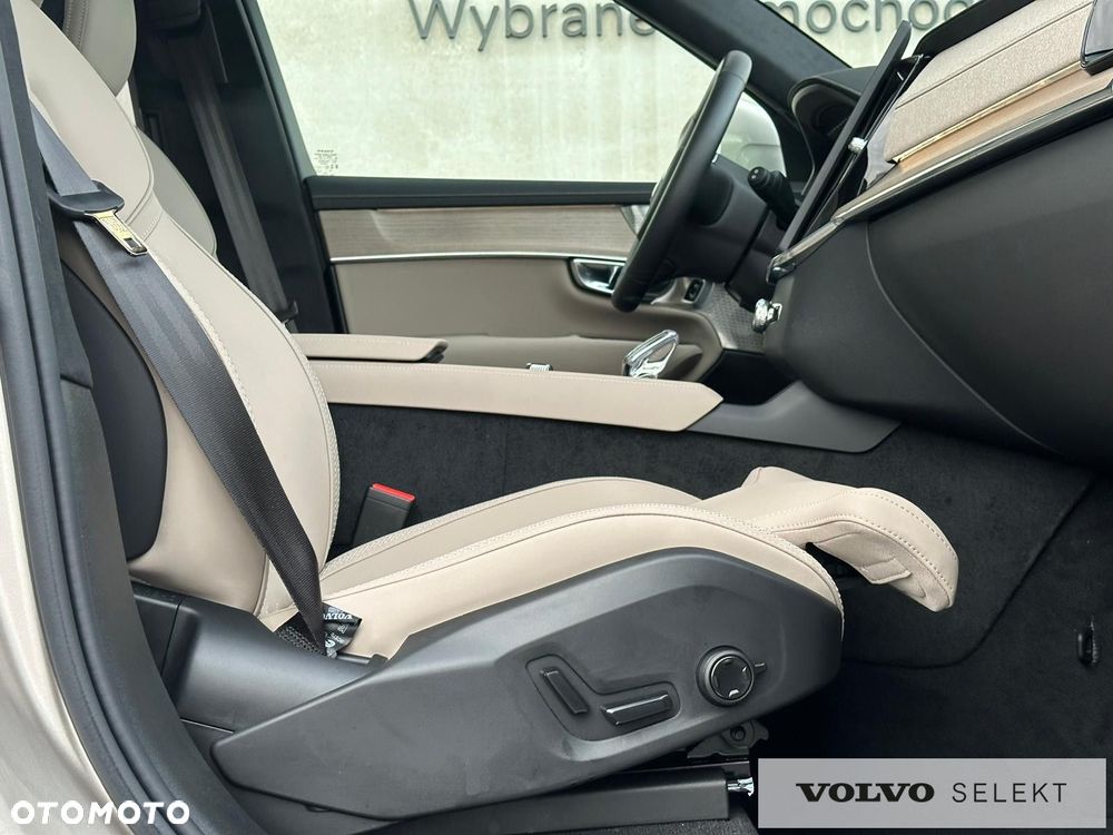 Volvo XC 90 - 41