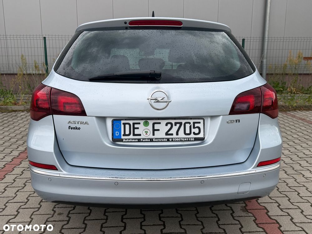Opel Astra 1.7 CDTI Cosmo - 12