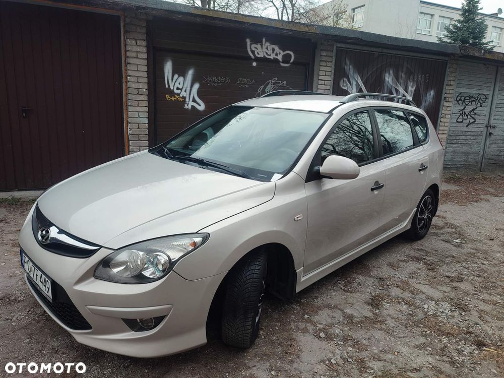 Hyundai i30 1.4 Base + EU5 - 2