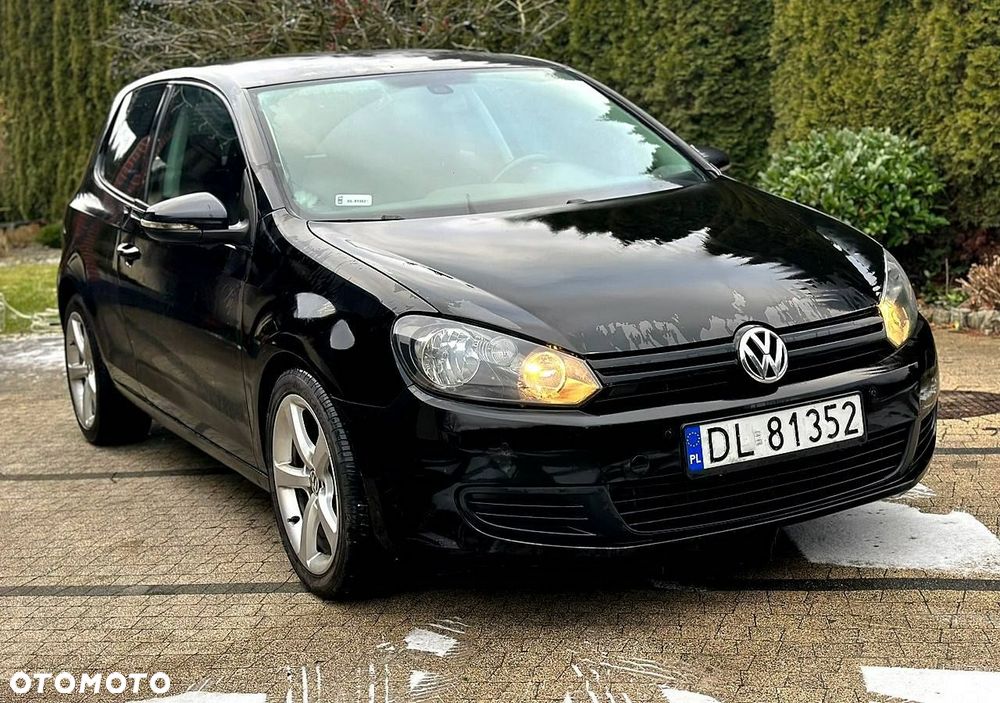 Volkswagen Golf - 2