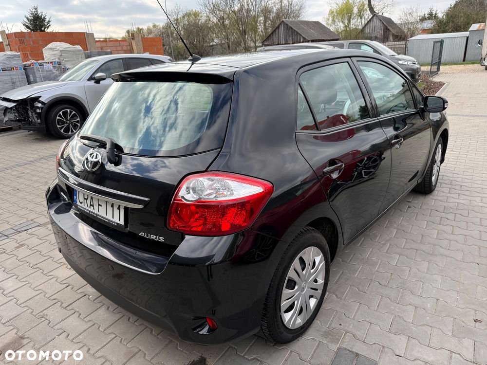 Toyota Auris 1.33 VVT-i Terra Start - 22