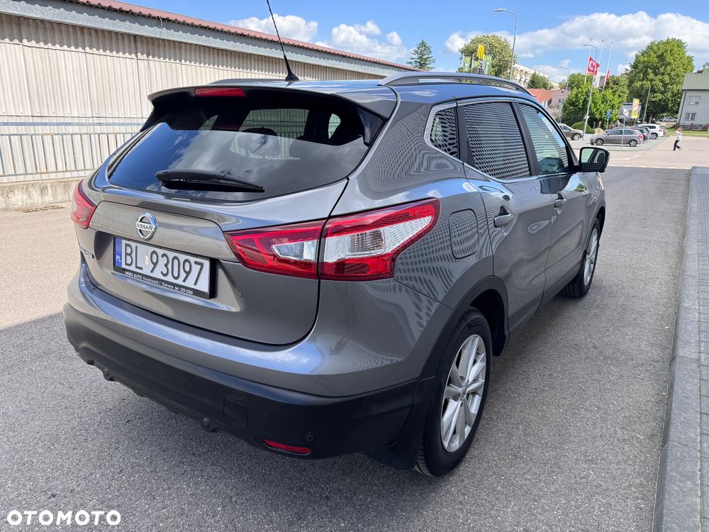 Nissan Qashqai 1.2 DIG-T Tekna EU6 - 4