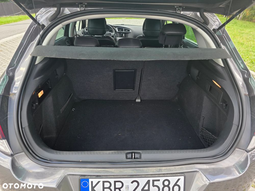 Citroën C4 e-HDi 115 ETG6 Exclusive - 14