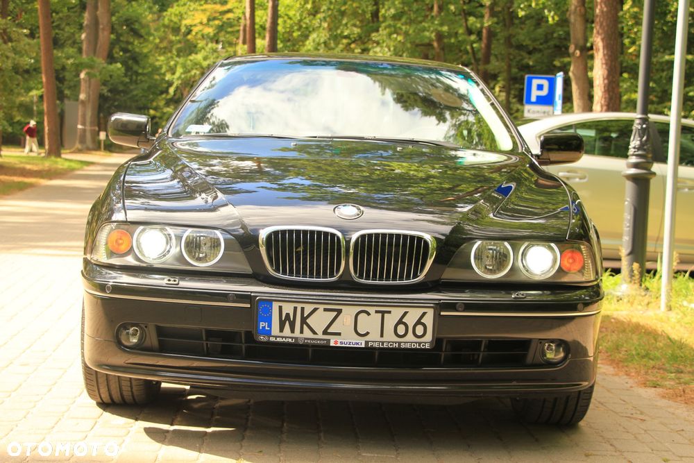 BMW Seria 5 525i - 23