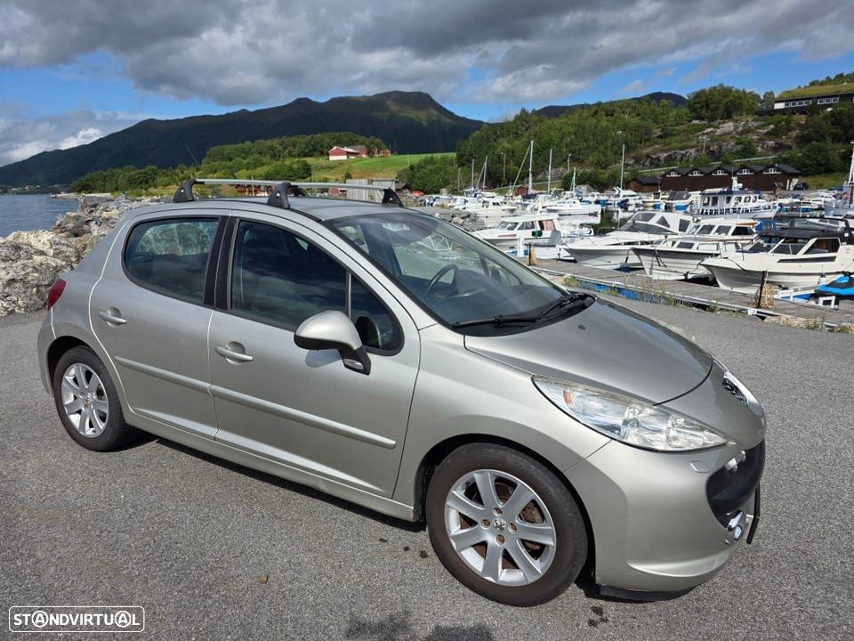 Peugeot 207 1.6 HDi Premium - 3