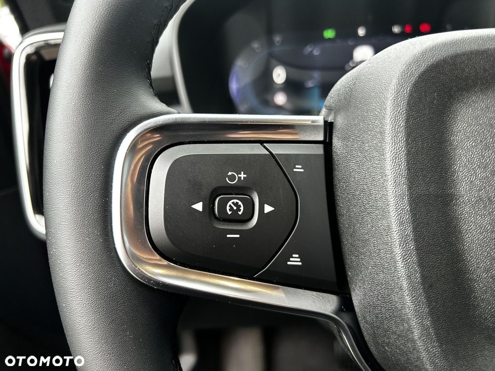 Volvo XC 40 - 22