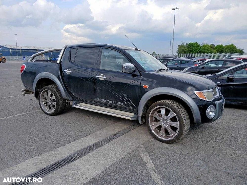 Dezmembrez Mitsubishi L200 2.5 Diesel 2006 - 8