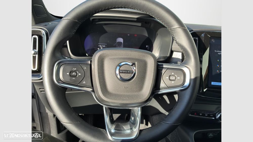 Volvo EC40 82 kWh Single Motor Extended Range Plus - 11