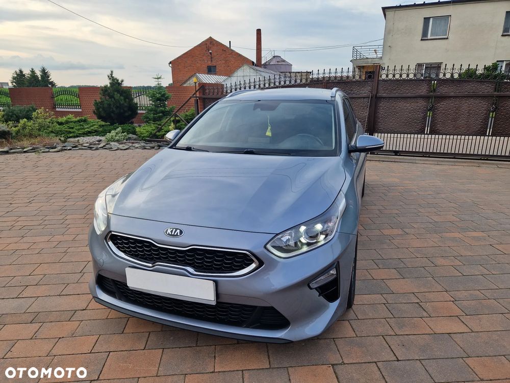Kia Ceed 1.4 T-GDI L Business Line DCT - 4