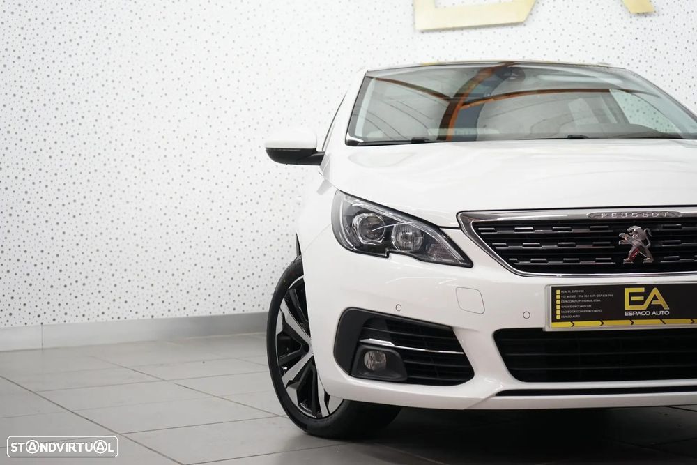 Peugeot 308 SW 1.2 PureTech Allure Pack - 40