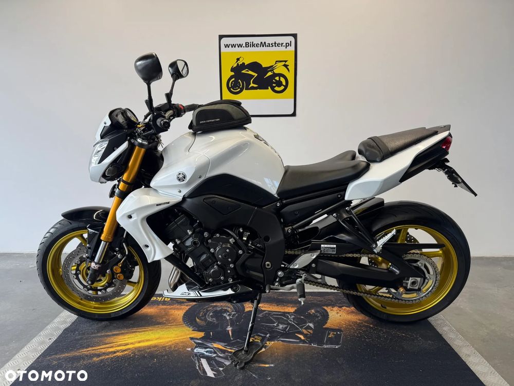 Yamaha FZ8 - 2