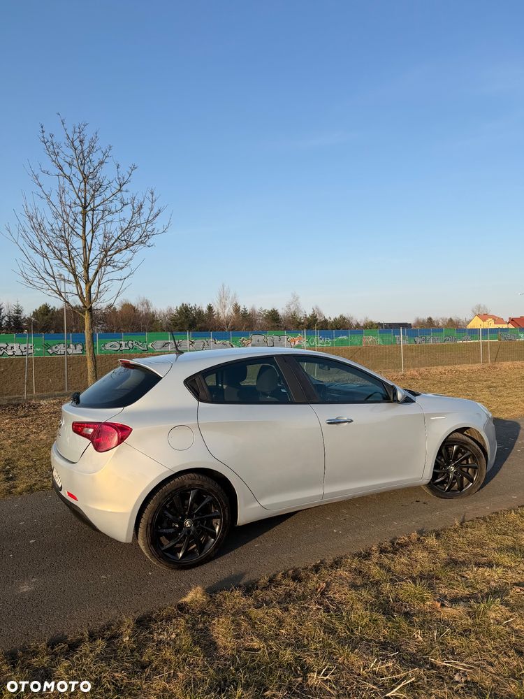 Alfa Romeo Giulietta 1.6 JTDM Progression - 2