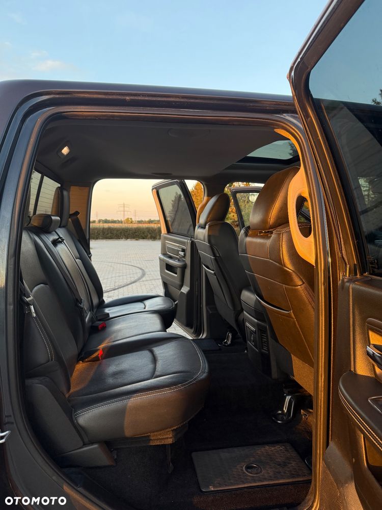 Dodge RAM 1500 5.7 4x4 - 7
