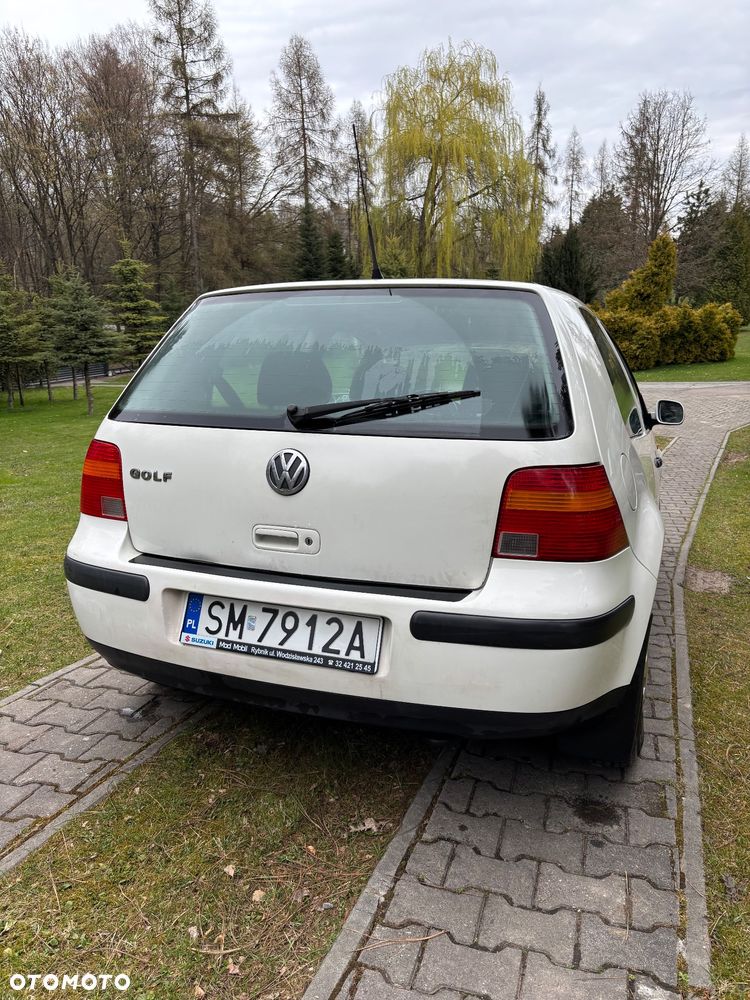 Volkswagen Golf 1.4 Basis - 3