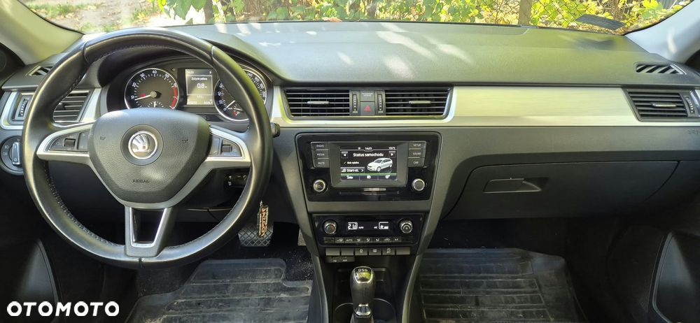 Skoda RAPID 1.4 TSI Ambition DSG - 10