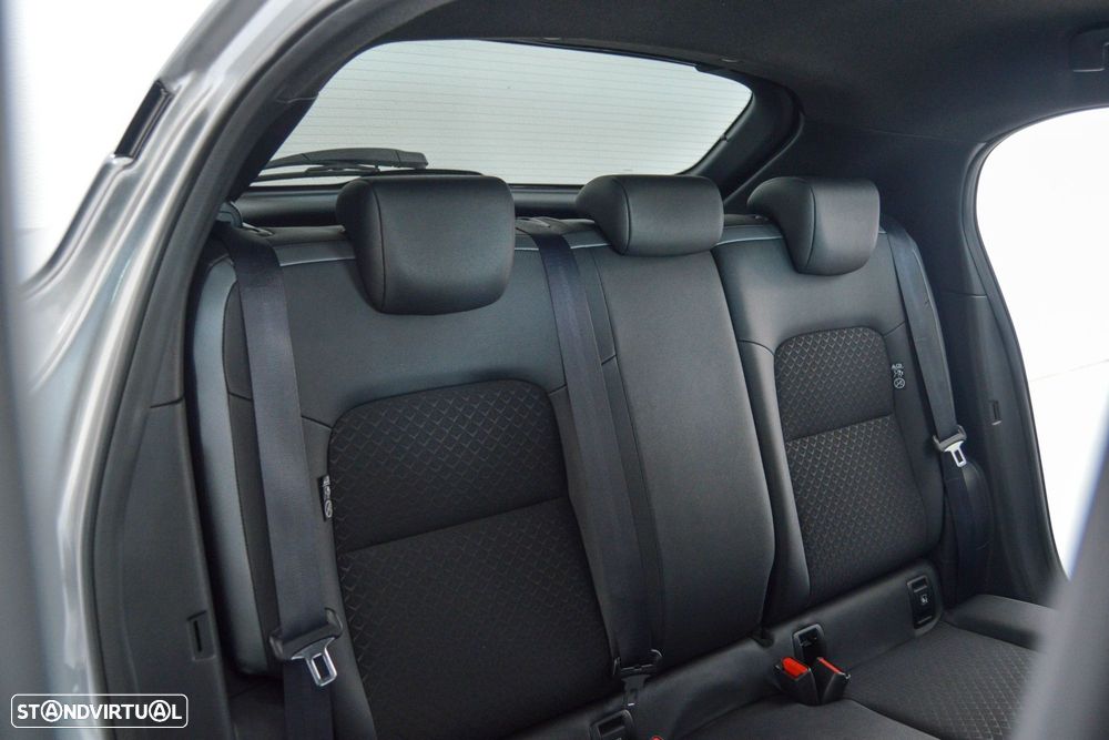 Nissan Juke 1.0 DIG-T N-Connecta DCT - 51