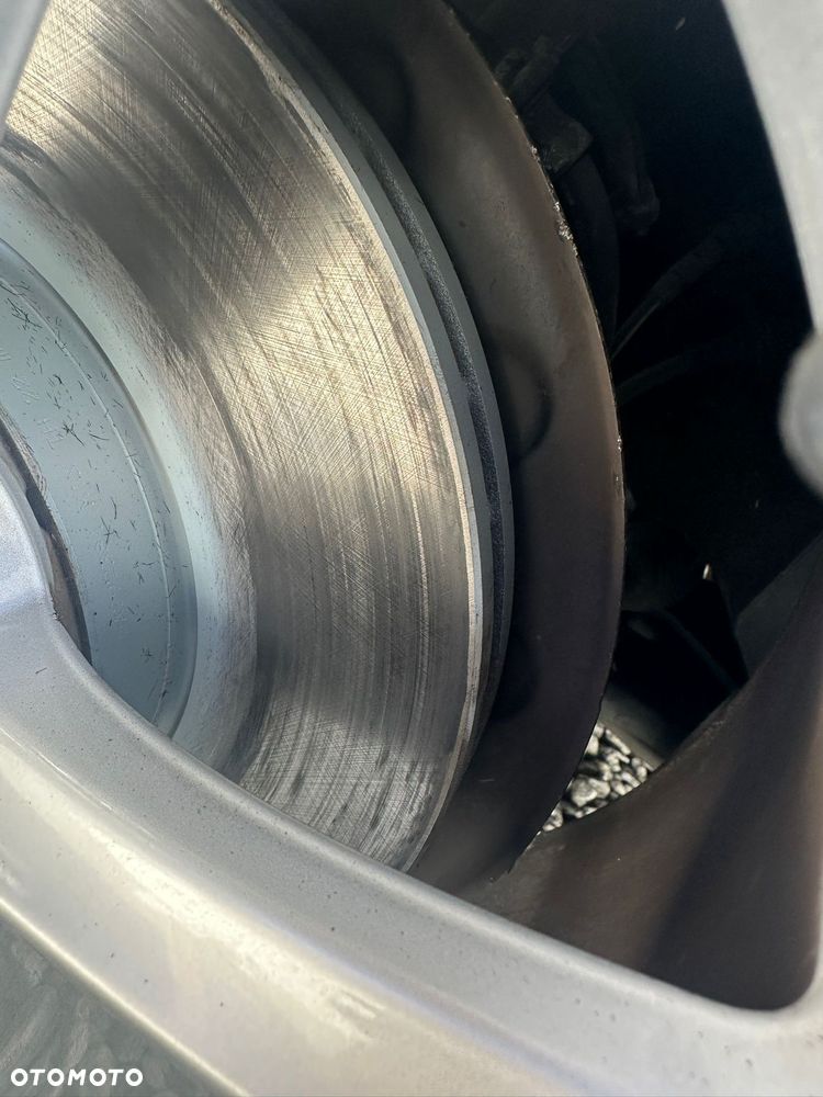 Volkswagen Golf 1.4 TSI BlueMotion Technology DSG Lounge - 19