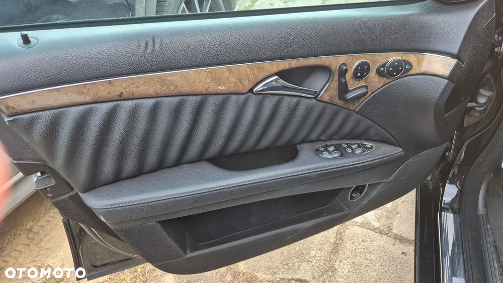 Mercedes-Benz Klasa E 320 CDI Avantgarde - 9