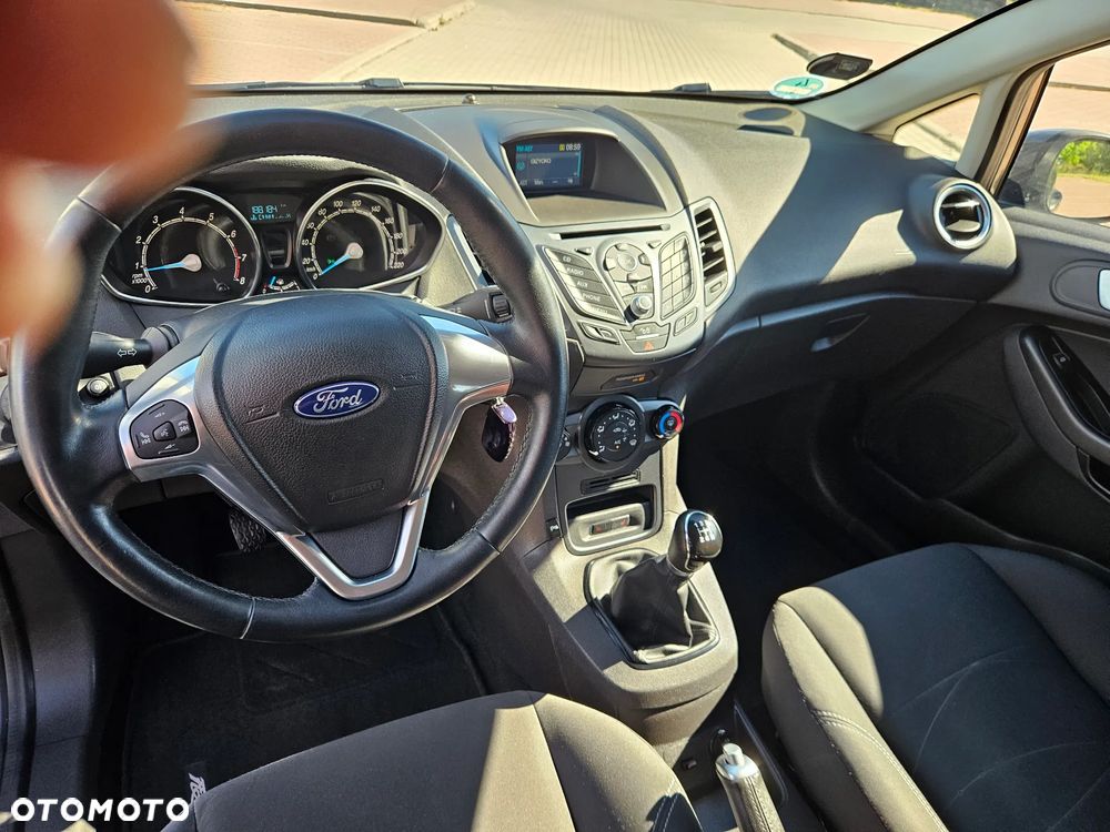 Ford Fiesta 1.25 Titanium EU5 - 8