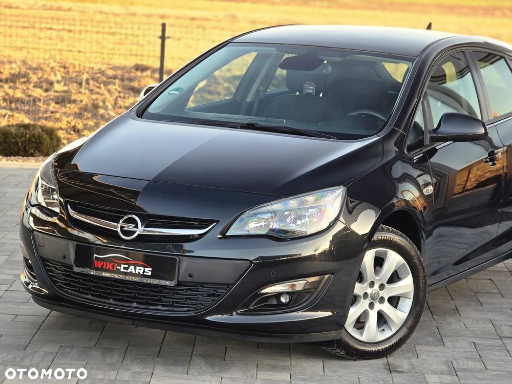 Opel Astra 1.4 Turbo Design Edition - 4