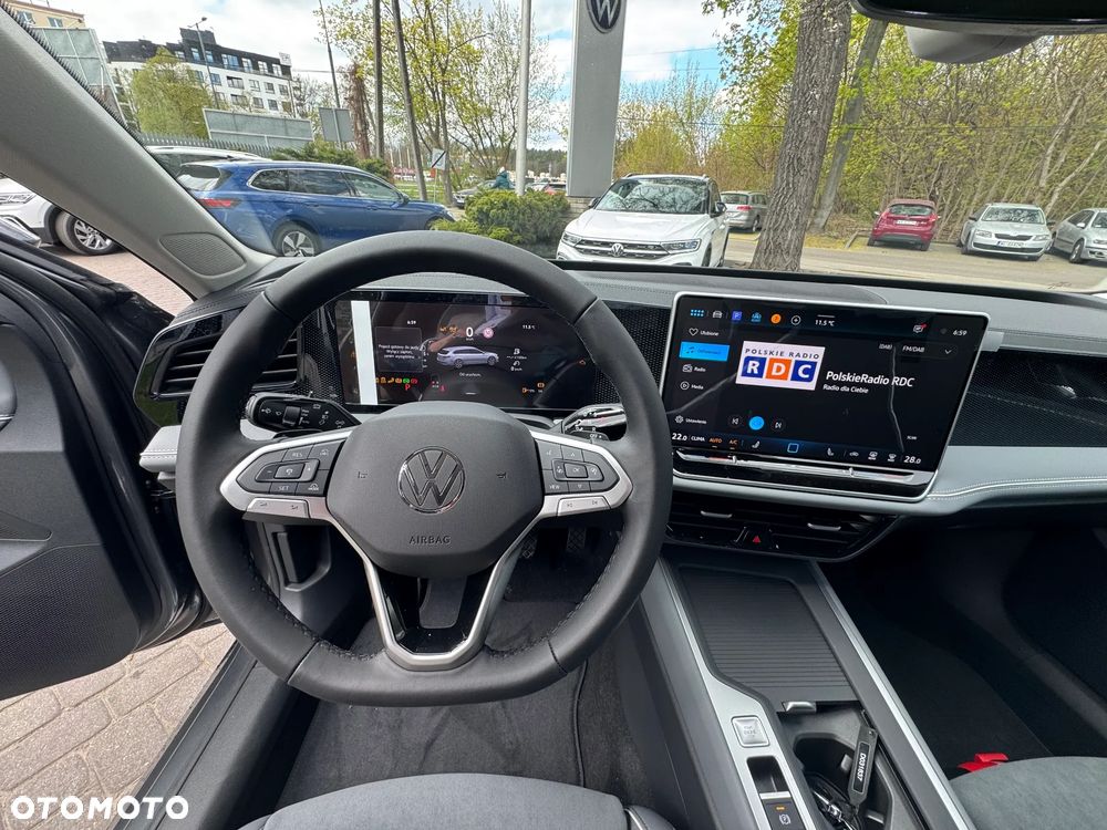 Volkswagen Passat - 10