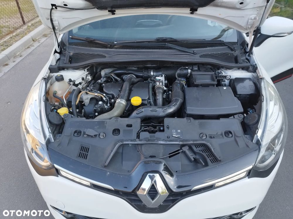 Renault Clio - 21