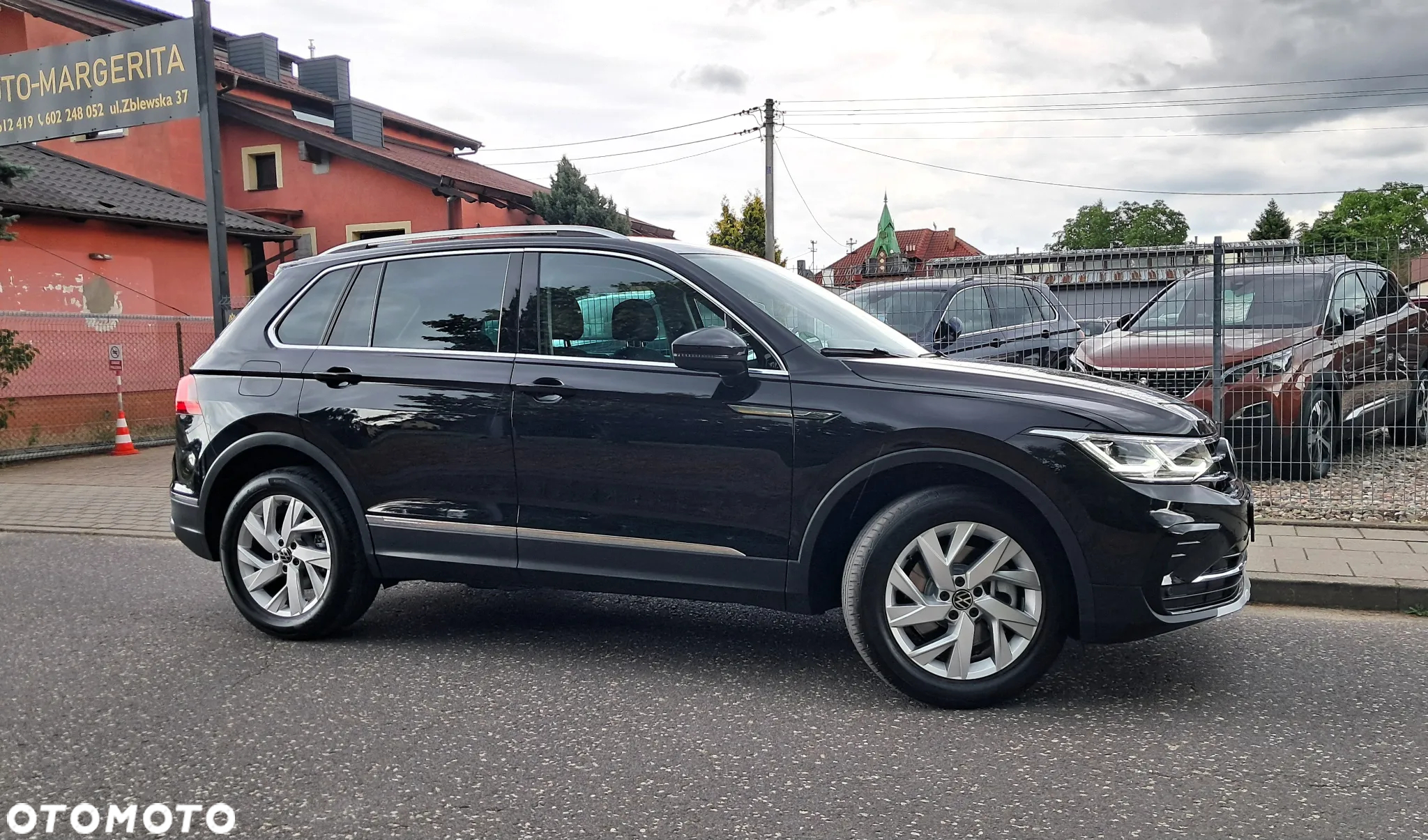 Volkswagen Tiguan 2.0 TDI SCR 4MOTION DSG Elegance - 2