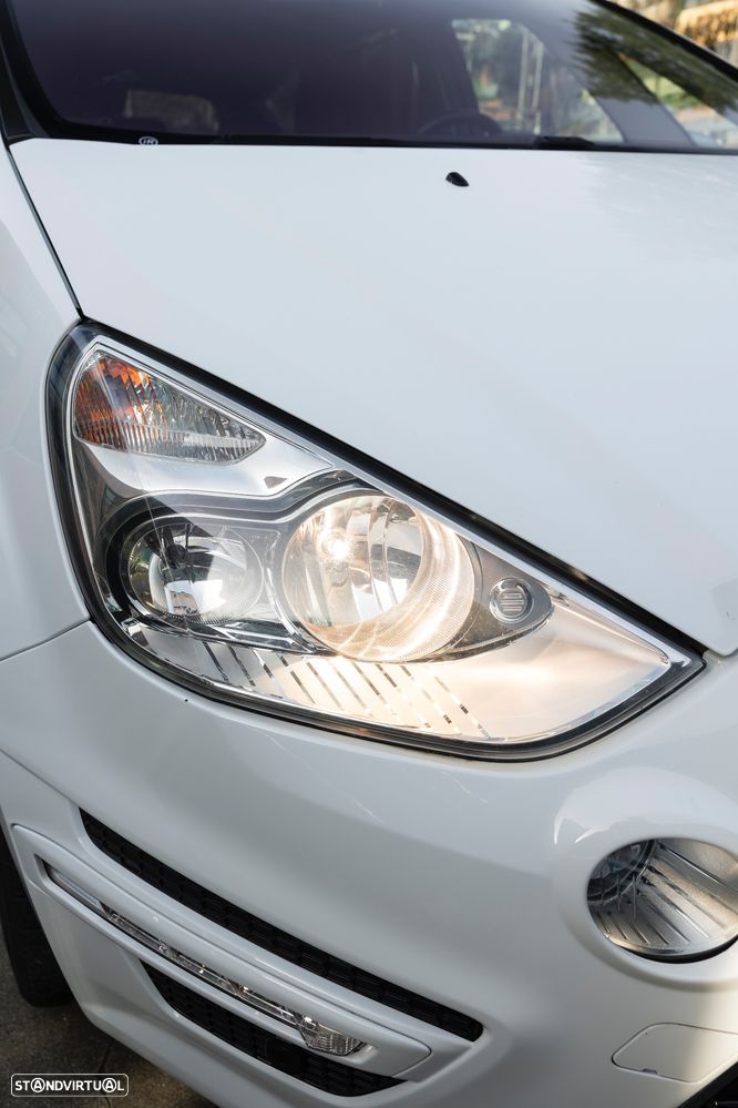 Ford S-Max 1.6 TDCi Titanium 7L - 25