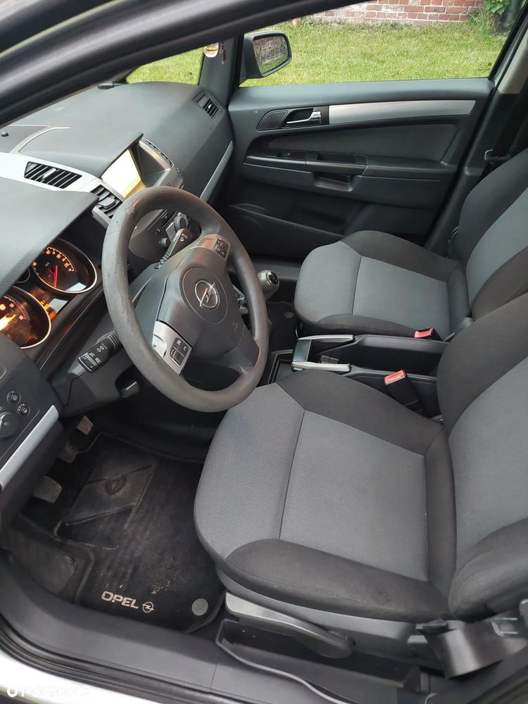 Opel Zafira 1.9 CDTI Cosmo - 9
