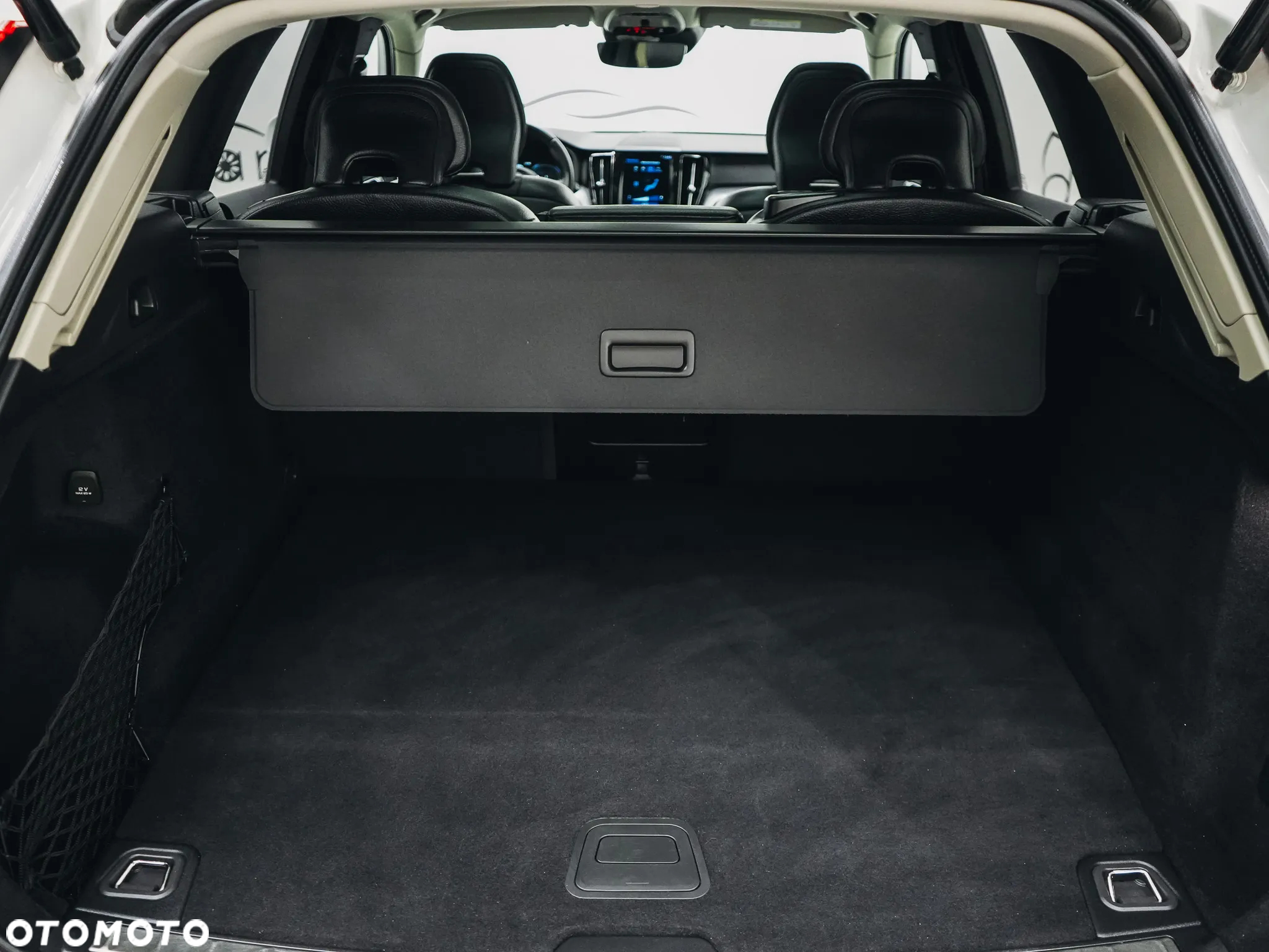 Volvo XC 60 T6 AWD Plug-In Hybrid Inscription - 34