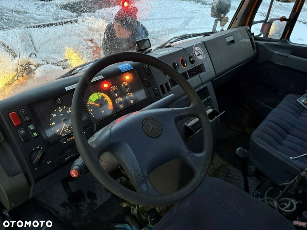 Mercedes-Benz Mercedes Vario 815 Wywrotka 4X4  2004 Pług posypywarka odśnieżarka - 12