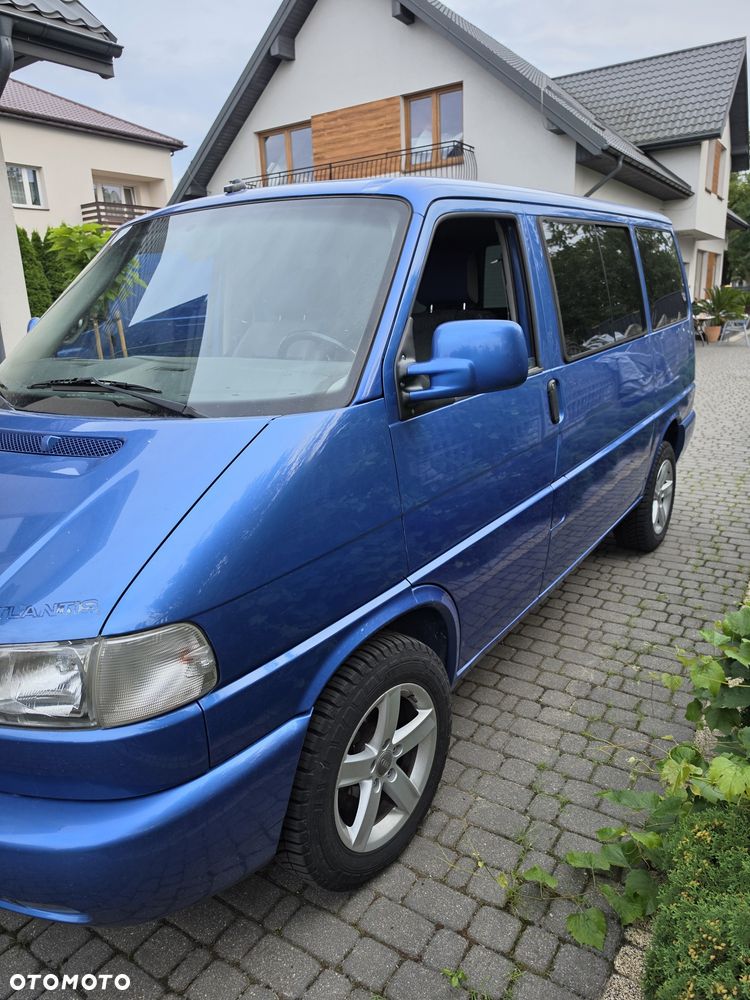 Volkswagen Multivan - 3