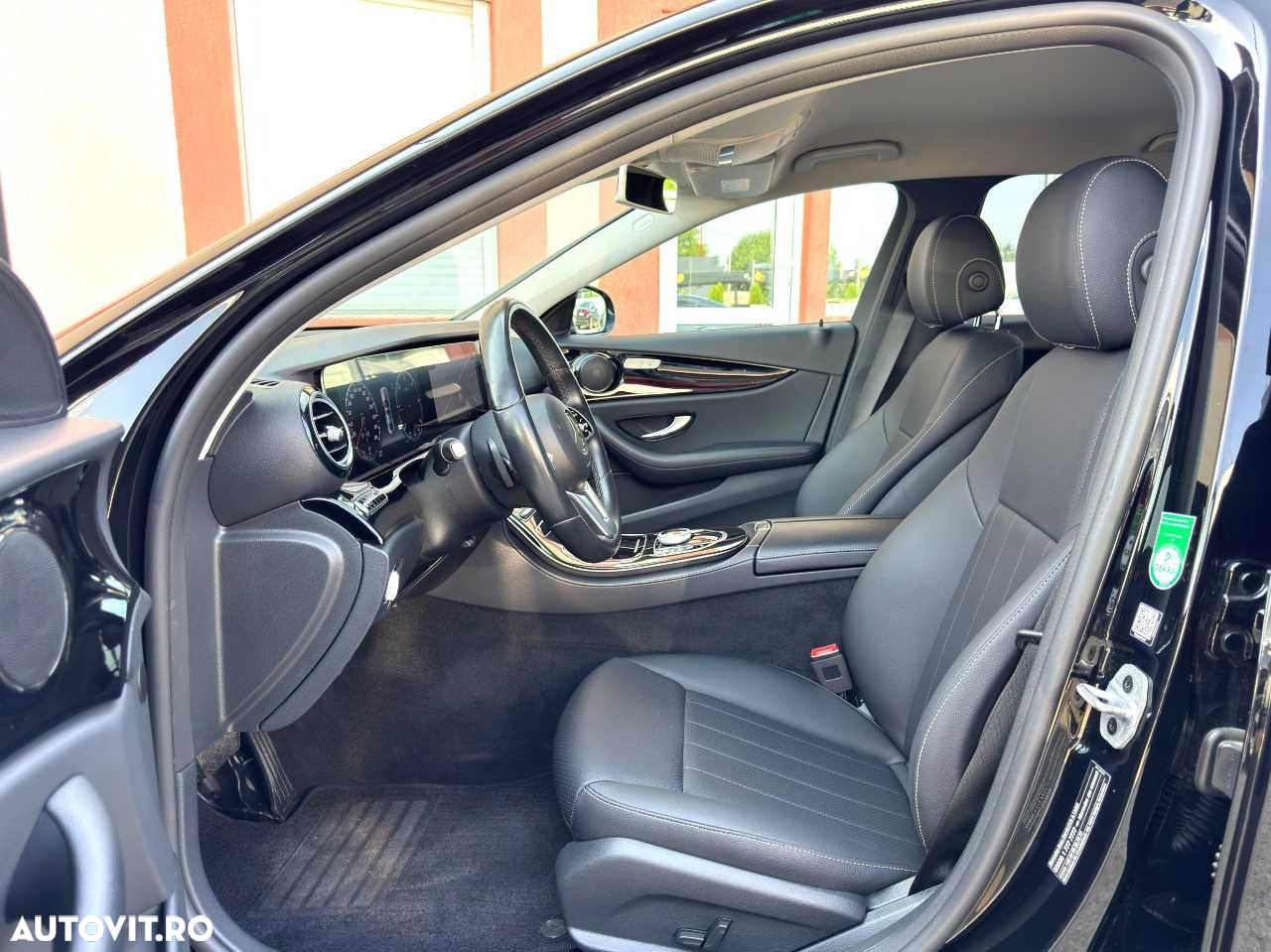 Mercedes-Benz E - 17