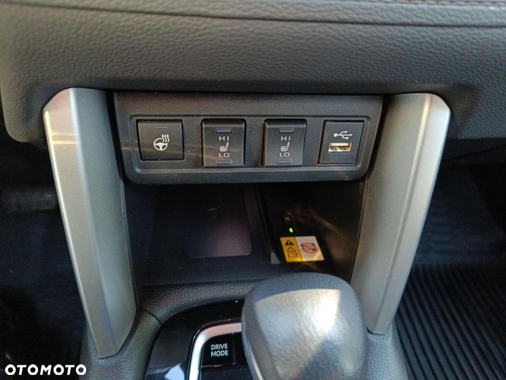 Toyota Corolla Cross - 17