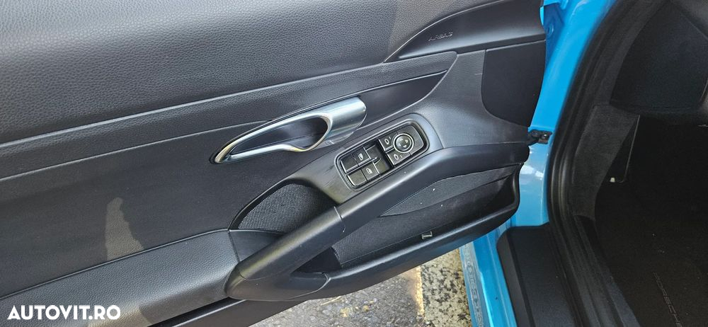 Porsche Cayman - 13