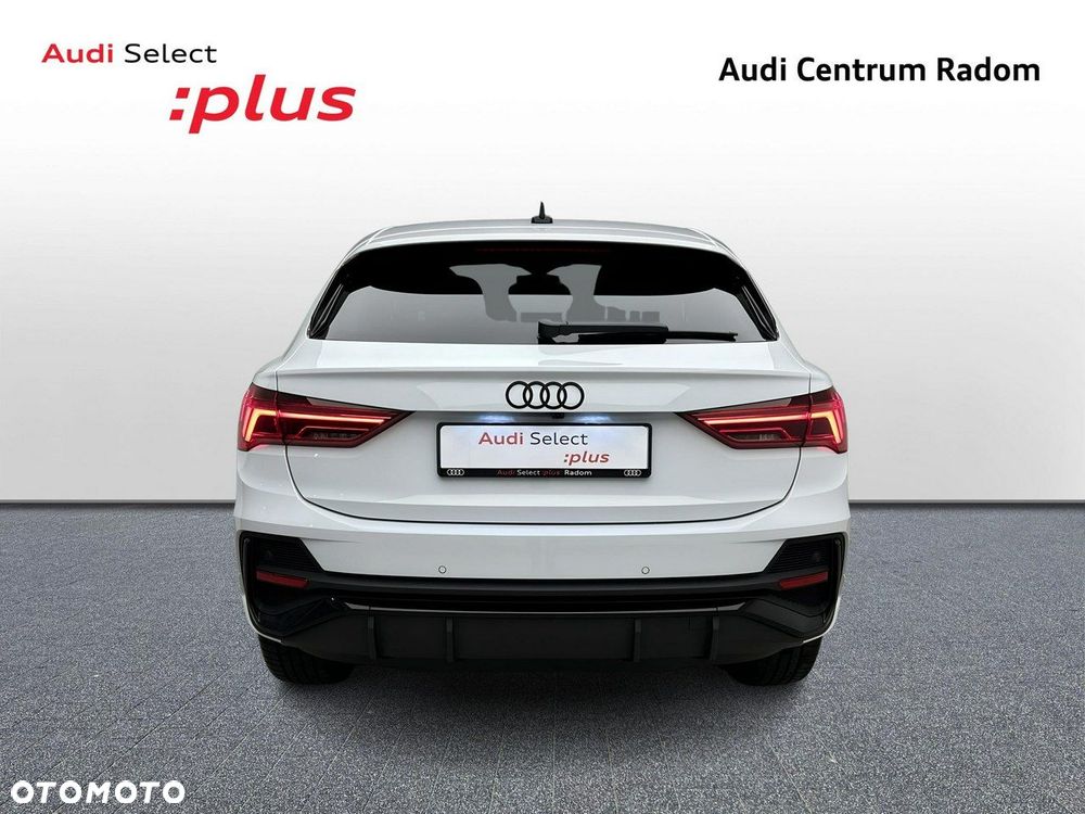 Audi Q3 Sportback - 5