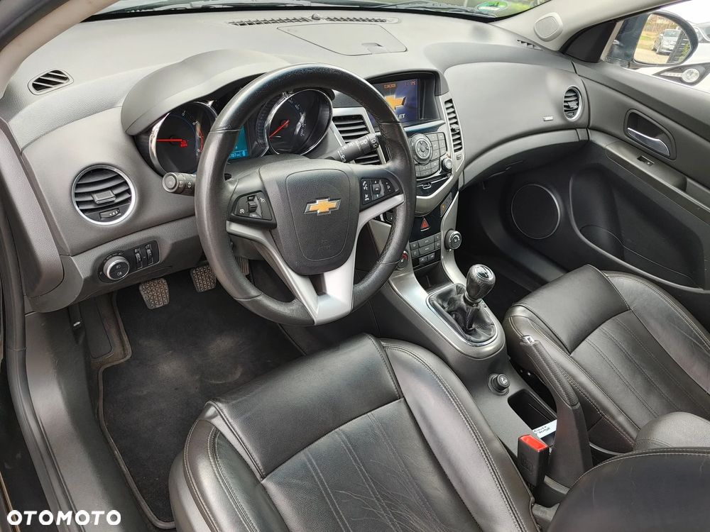 Chevrolet Cruze 1.4T LTZ - 6