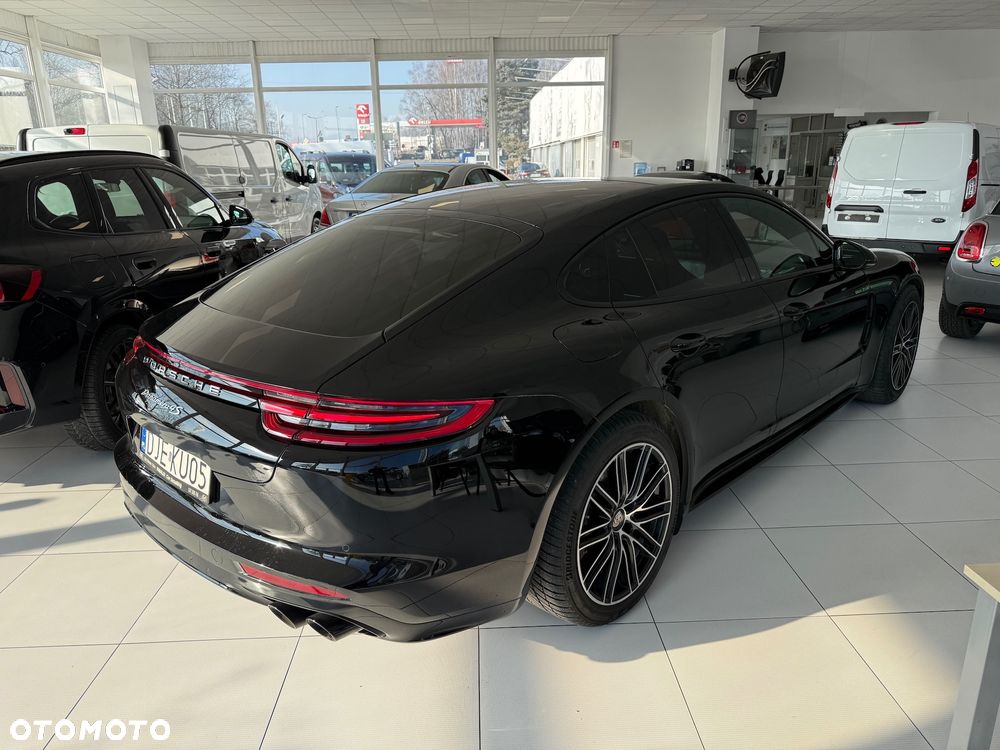 Porsche Panamera - 6