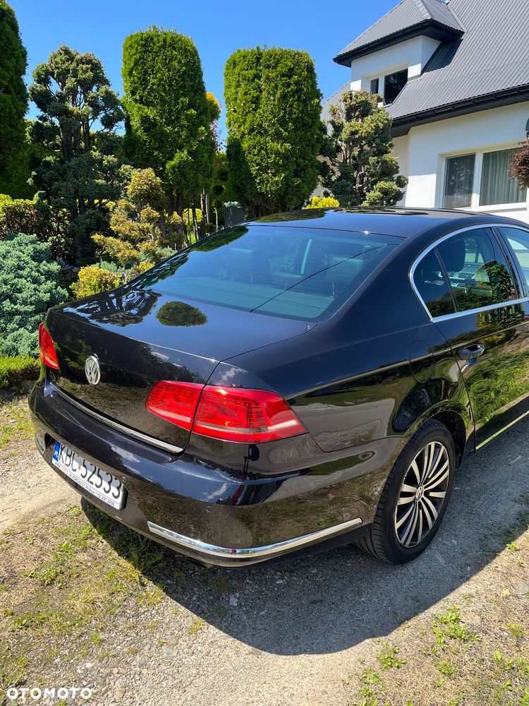 Volkswagen Passat 2.0 TDI 4Mot Highline DSG - 10