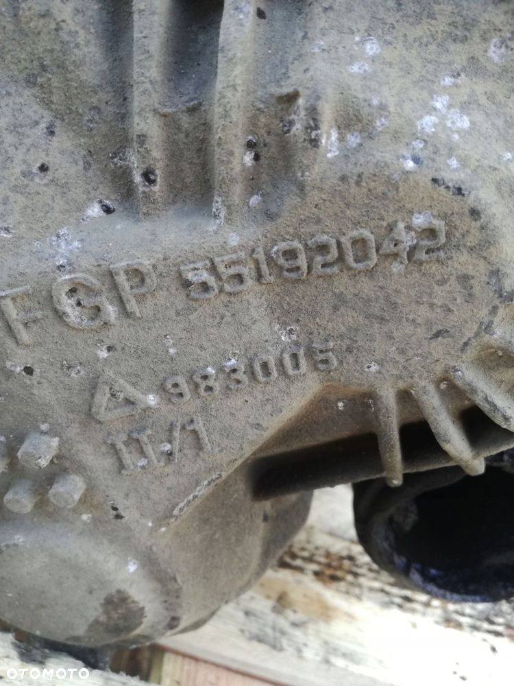 fiat grande punto skrzynia biegów fgp 55192042 manualna 1.3 diesel 90 km - 3