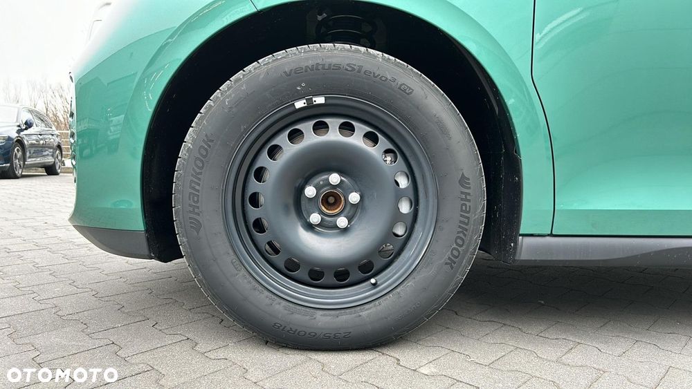 Volkswagen ID. Buzz Cargo DEMO 150 kW (204 PS) / skrzynia biegów: automatyczna 1 biegowa rozstaw osi: 2988 mm - 28