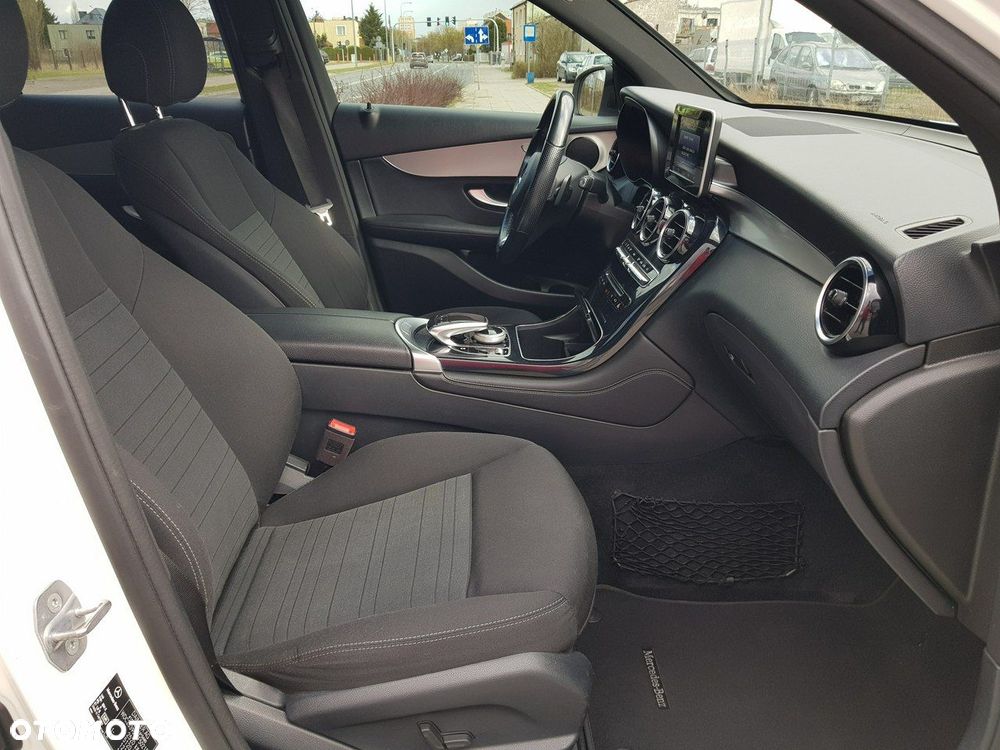Mercedes-Benz GLC 220 d 4-Matic - 17