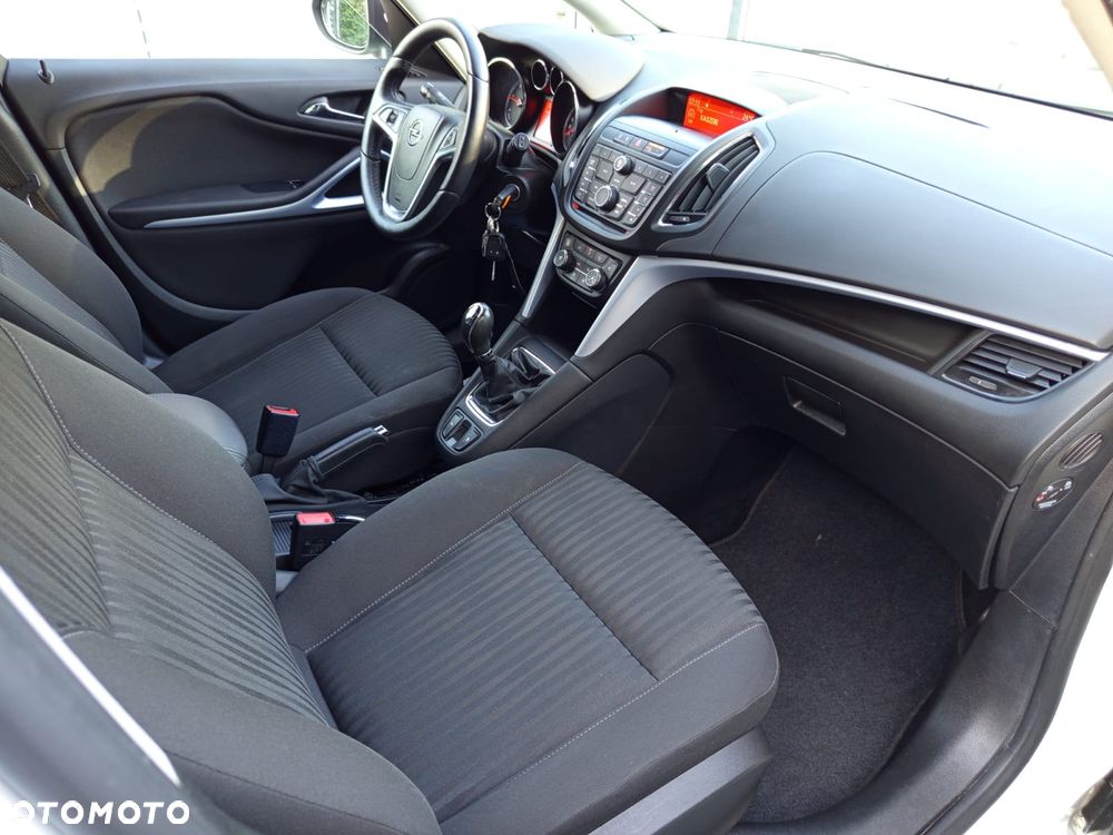 Opel Zafira Tourer 2.0 CDTI Innovation - 33
